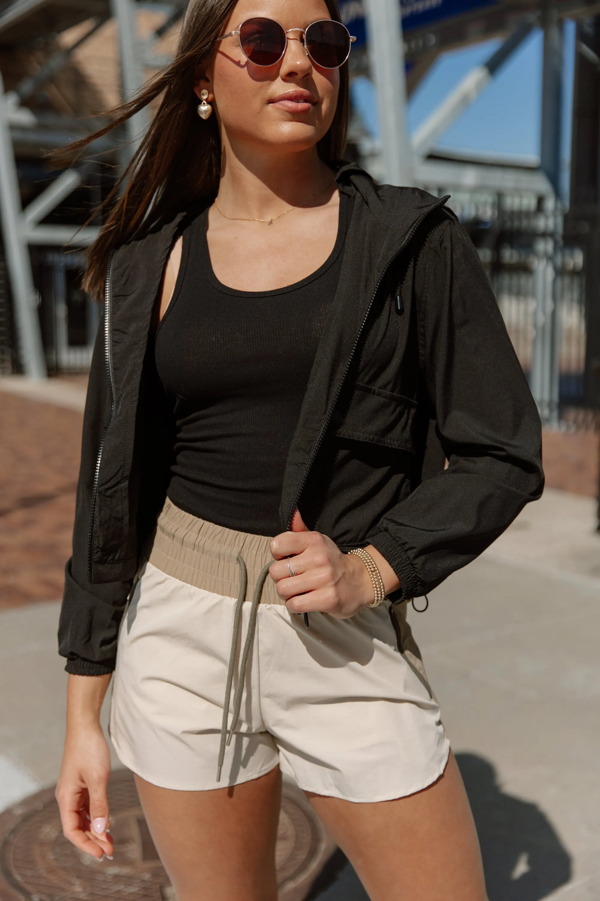 BREEZY BLISS JACKET IN BLACK