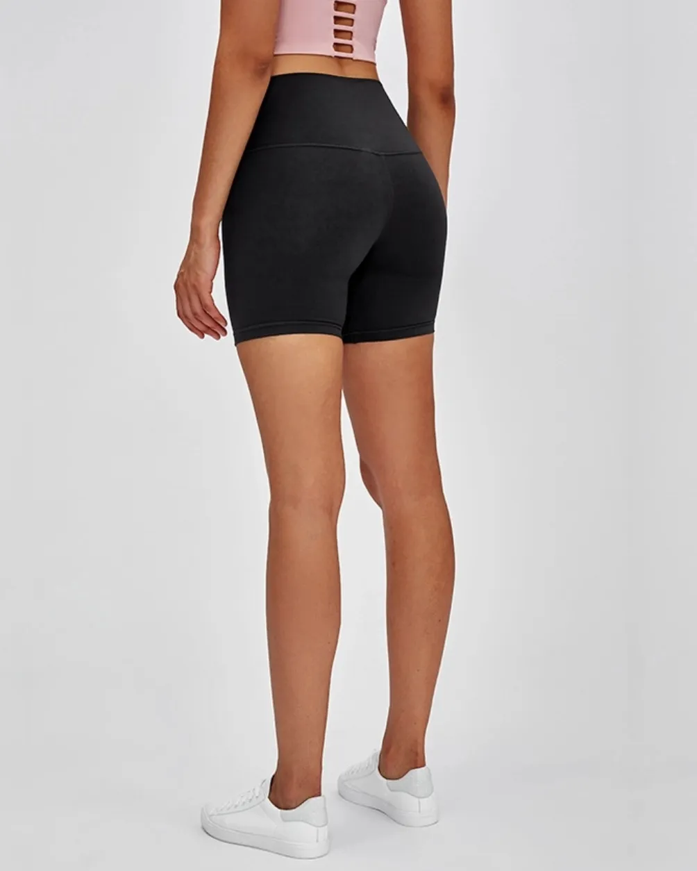 Easy Sprint 6” Shorts in Black