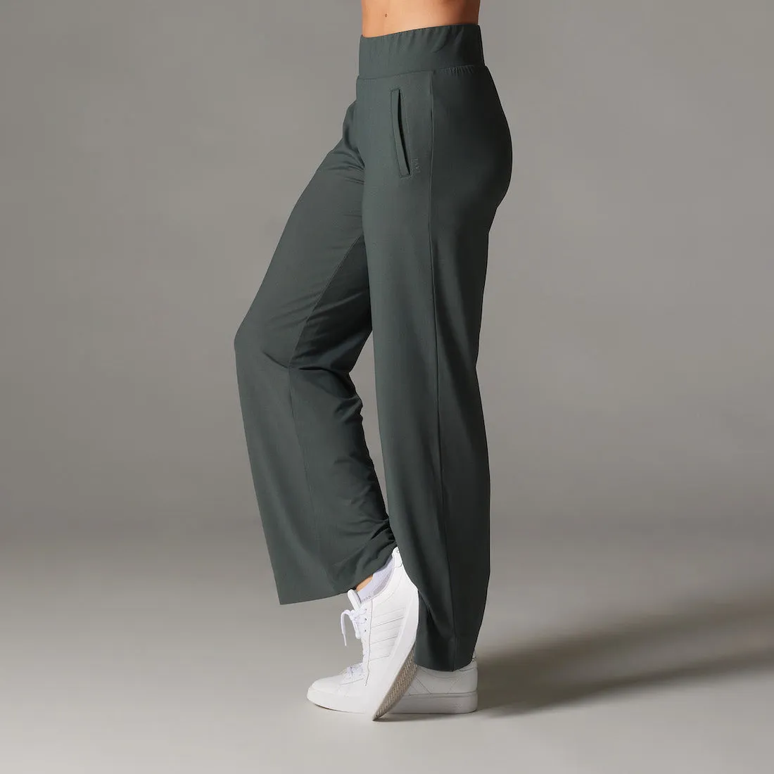 Tec Knit Wide Leg Pant